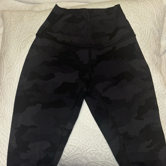 Lululemon black camo align leggings - Picture 1 of 2